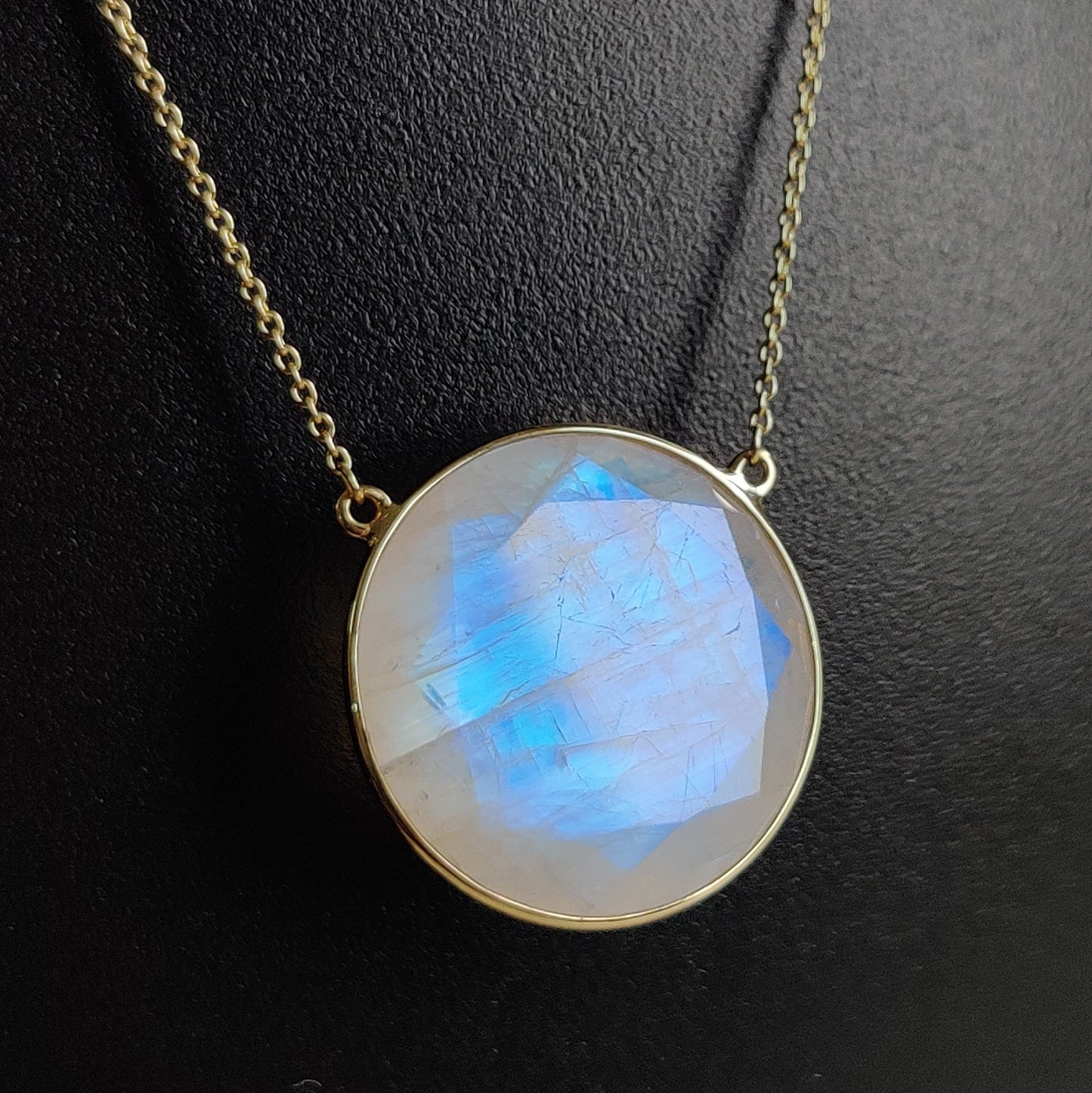 Natural Rainbow Moonstone Necklace, 14K Solid Gold Moonstone Pendant, Yellow Gold Necklace Pendant, Blue Moonstone Jewelry, June Birthstone