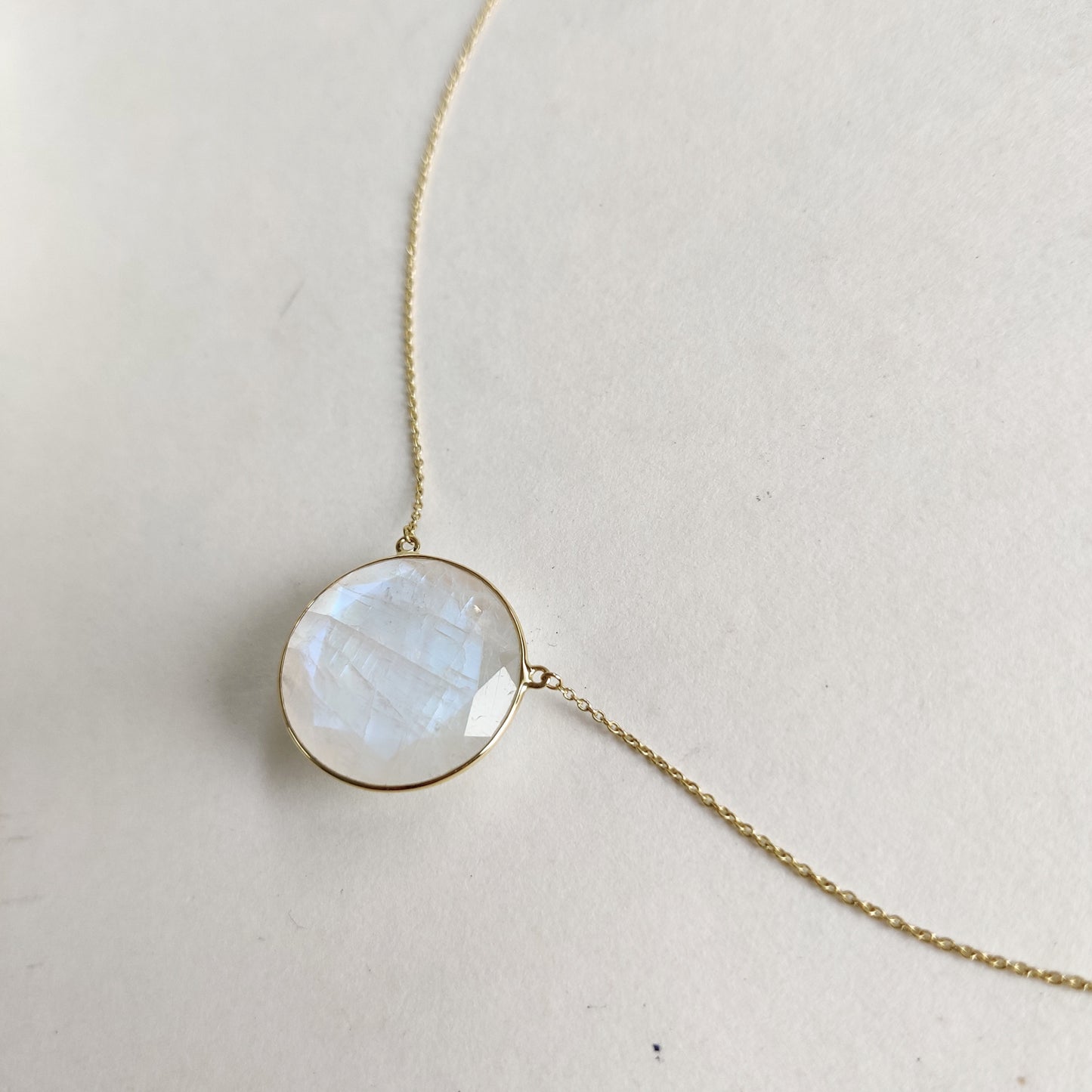 Natural Rainbow Moonstone Necklace, 14K Solid Gold Moonstone Pendant, Yellow Gold Necklace Pendant, Blue Moonstone Jewelry, June Birthstone