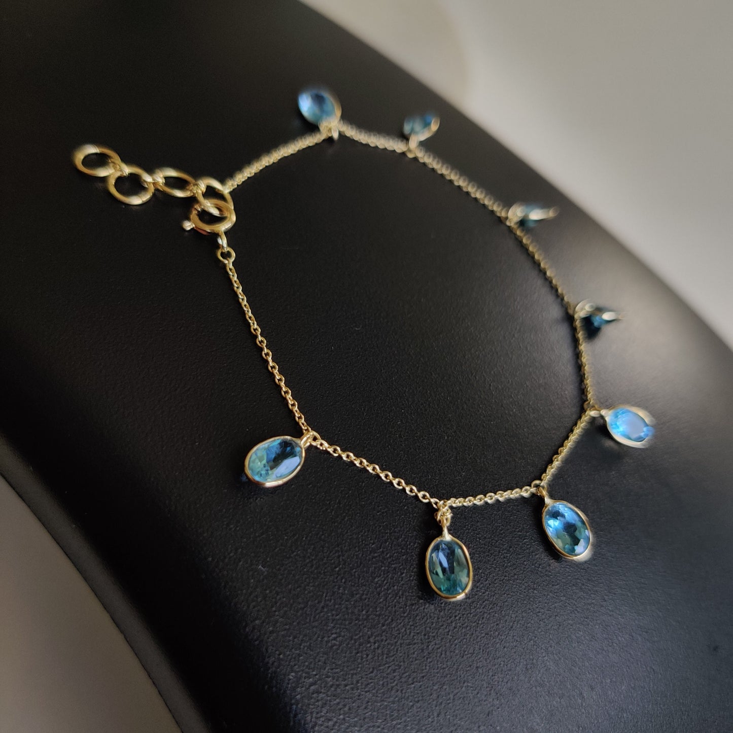 Natural Swiss Blue Topaz Bracelet, 14K Solid Yellow Gold Swiss Blue Topaz Bracelet, Chain Bracelet, Blue Topaz Bracelet, December Birthstone