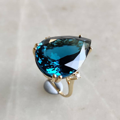 Natural London Blue Topaz Ring, 14K Solid Gold Ring, Topaz Diamond Ring,Topaz Ring, December Birthstone, Statement Ring, Topaz Diamond Ring