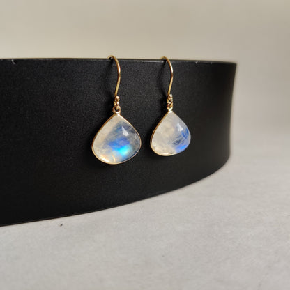 14K Gold Rainbow Moonstone Earring, Natural Rainbow Moonstone Bezel Earring, 14K Solid Yellow Gold Earring, June Birthstone, Christmas Gift