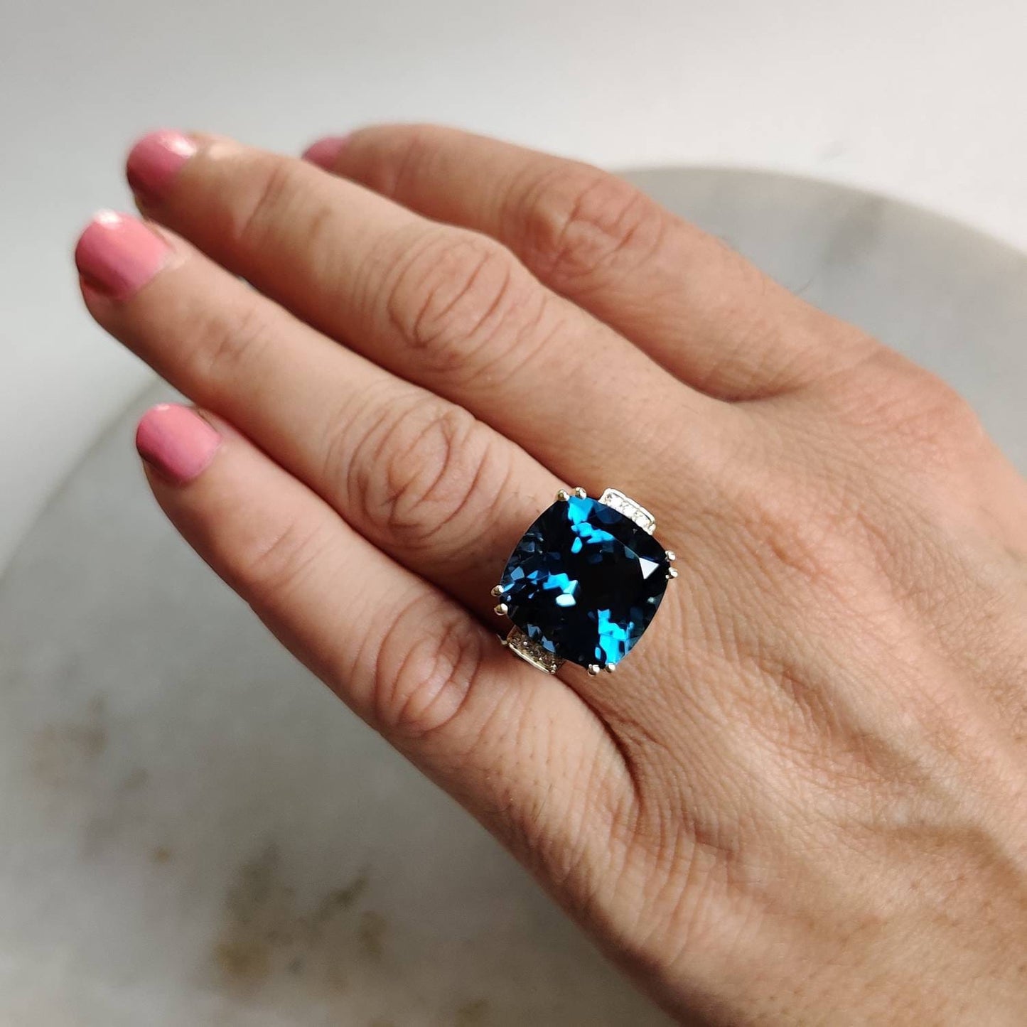 Natural London Blue Topaz Ring, 14K Solid Gold Ring, BlueTopaz Diamond Ring, December Birthstone, Statement Ring, London Blue Topaz Jewelry