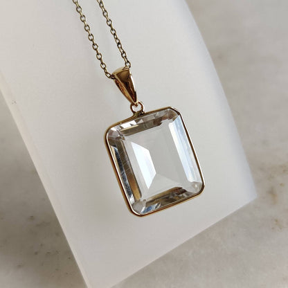 Natural Clear Quartz Pendant, 14K Gold Clear Quartz Pendant, Solid Gold Pendant Necklace, April Birthstone, Birthday Gift, Quartz Jewelry