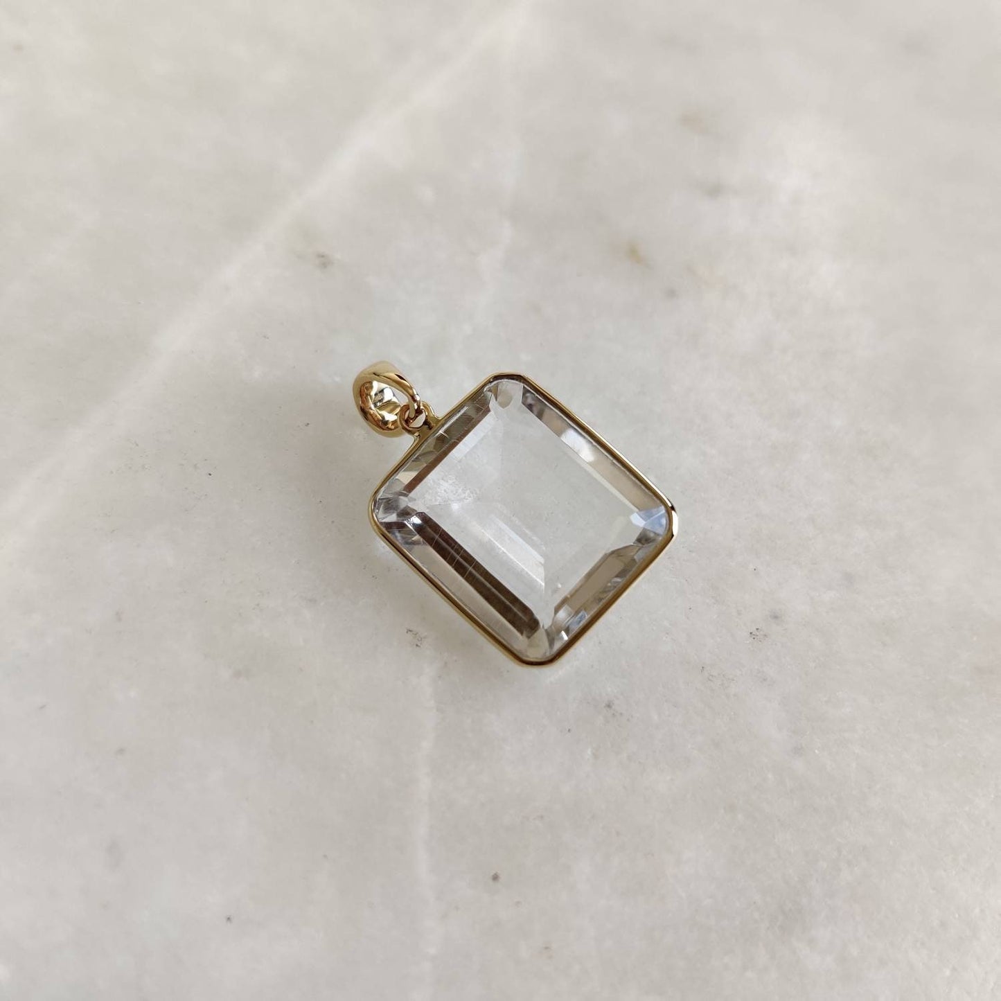 Natural Clear Quartz Pendant, 14K Gold Clear Quartz Pendant, Solid Gold Pendant Necklace, April Birthstone, Birthday Gift, Quartz Jewelry