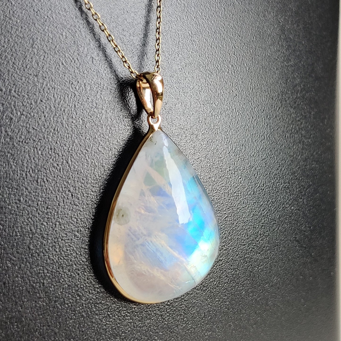 Natural Rainbow Moonstone Necklace, 14K Solid Gold Moonstone Pendant, Yellow Gold Necklace Pendant, Blue Moonstone Jewelry, June Birthstone