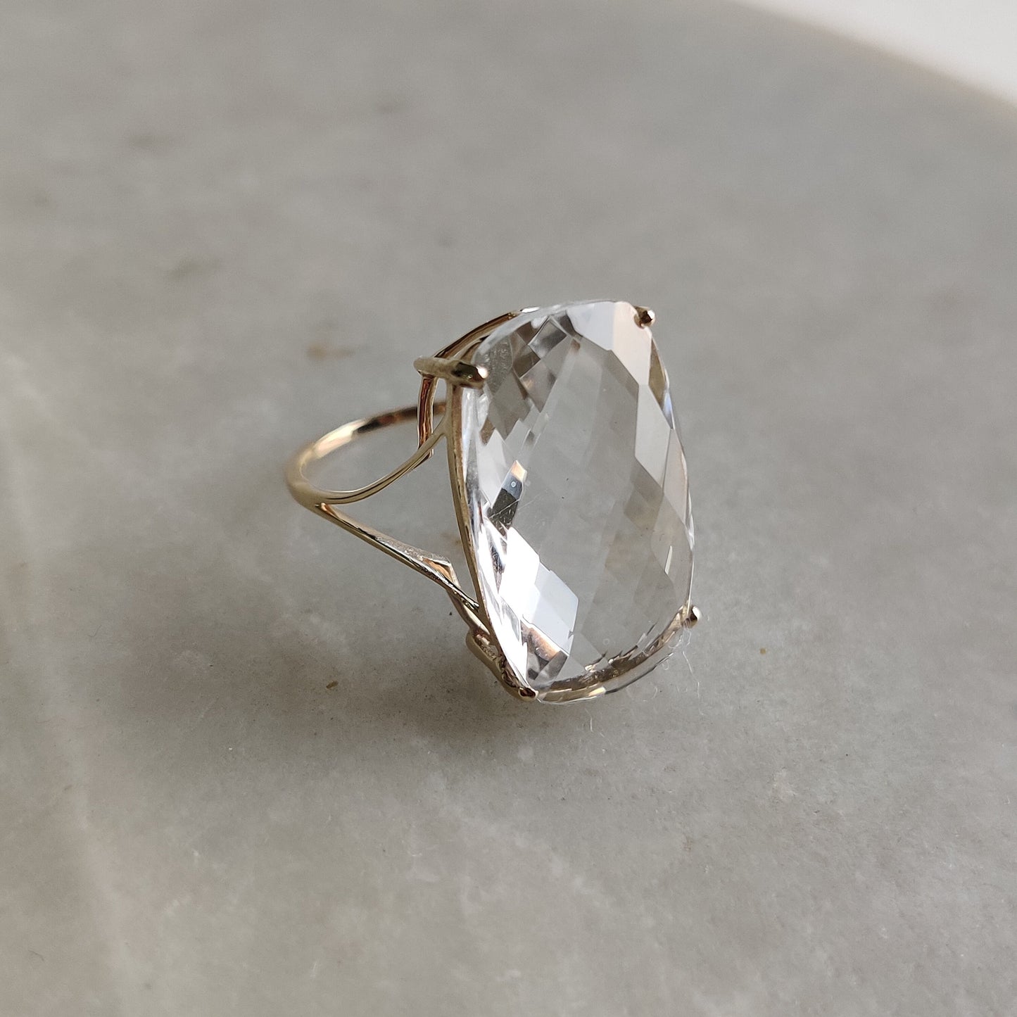 Natural Crystal Quartz Ring, 14K Solid Yellow Gold Clear Quartz Ring, April Birthstone Ring, Clear Quartz Jewelry, Christmas Present