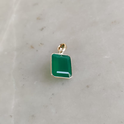 14K Gold Green Onyx Pendant, Natural Green Onyx Bezel Necklace, 14K Solid Yellow Gold Pendant, May Birthstone, Christmas Gift, Onyx Jewelry