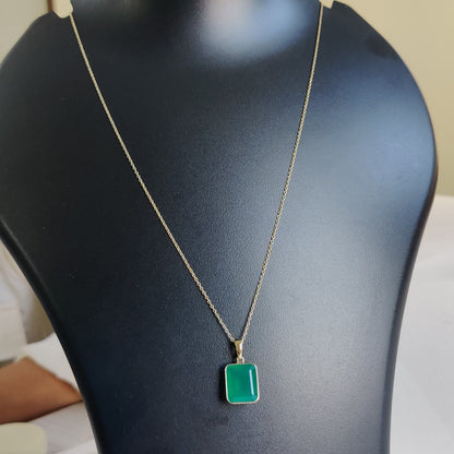 14K Gold Green Onyx Pendant, Natural Green Onyx Bezel Necklace, 14K Solid Yellow Gold Pendant, May Birthstone, Christmas Gift, Onyx Jewelry