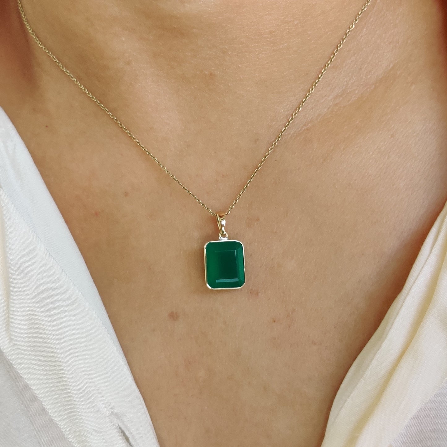 14K Gold Green Onyx Pendant, Natural Green Onyx Bezel Necklace, 14K Solid Yellow Gold Pendant, May Birthstone, Christmas Gift, Onyx Jewelry