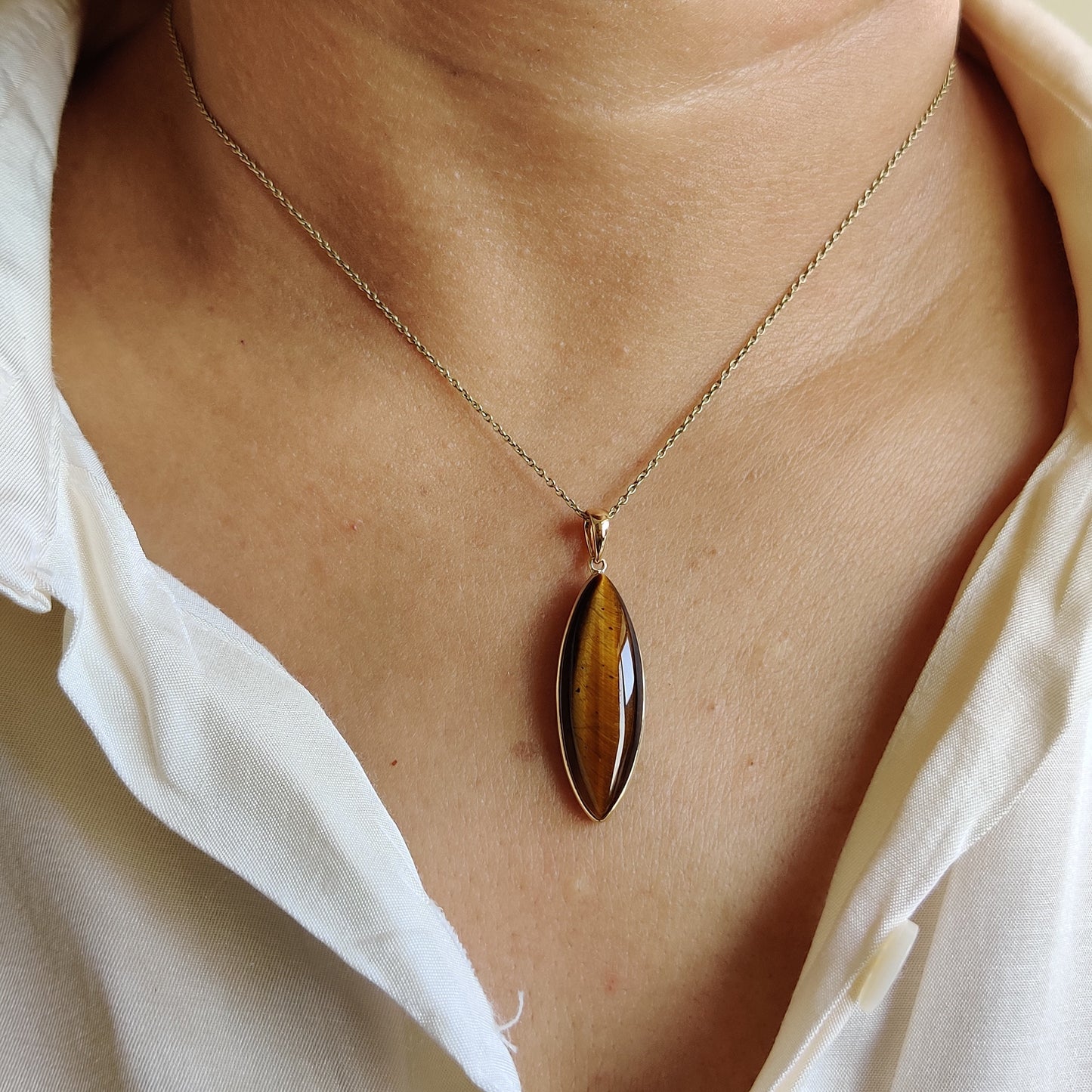 Natural Tiger Eye Pendant, 14K Solid Gold Tiger Eye Pendant, Solid Gold Bezel Pendant, June Birthstone, Christmas Gift, Tiger Eye Jewelry