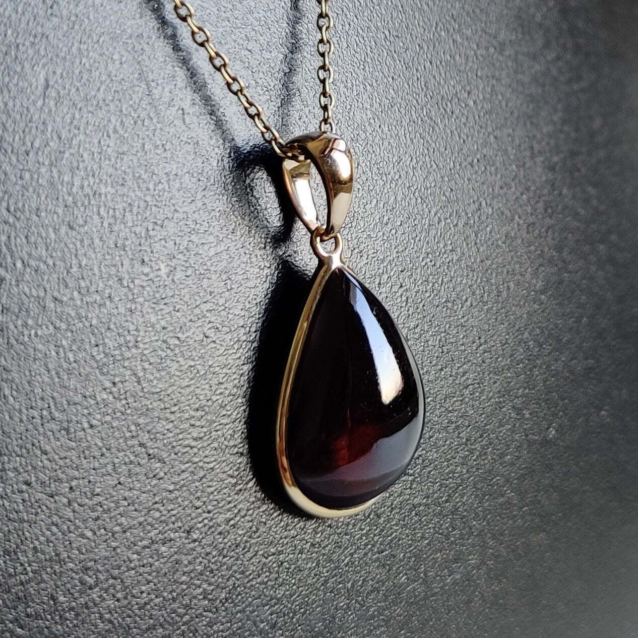 Natural Garnet Pendant, 14K Solid Gold Garnet Pendant, Solid Gold Pendant Necklace, January Birthstone, Christmas Gift, Garnet Jewelry