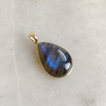 Natural Labradorite Pendant Necklace, 14K Solid Yellow Gold Labradorite Necklace, Blue Labradorite Bezel Pendant, November Birthstone