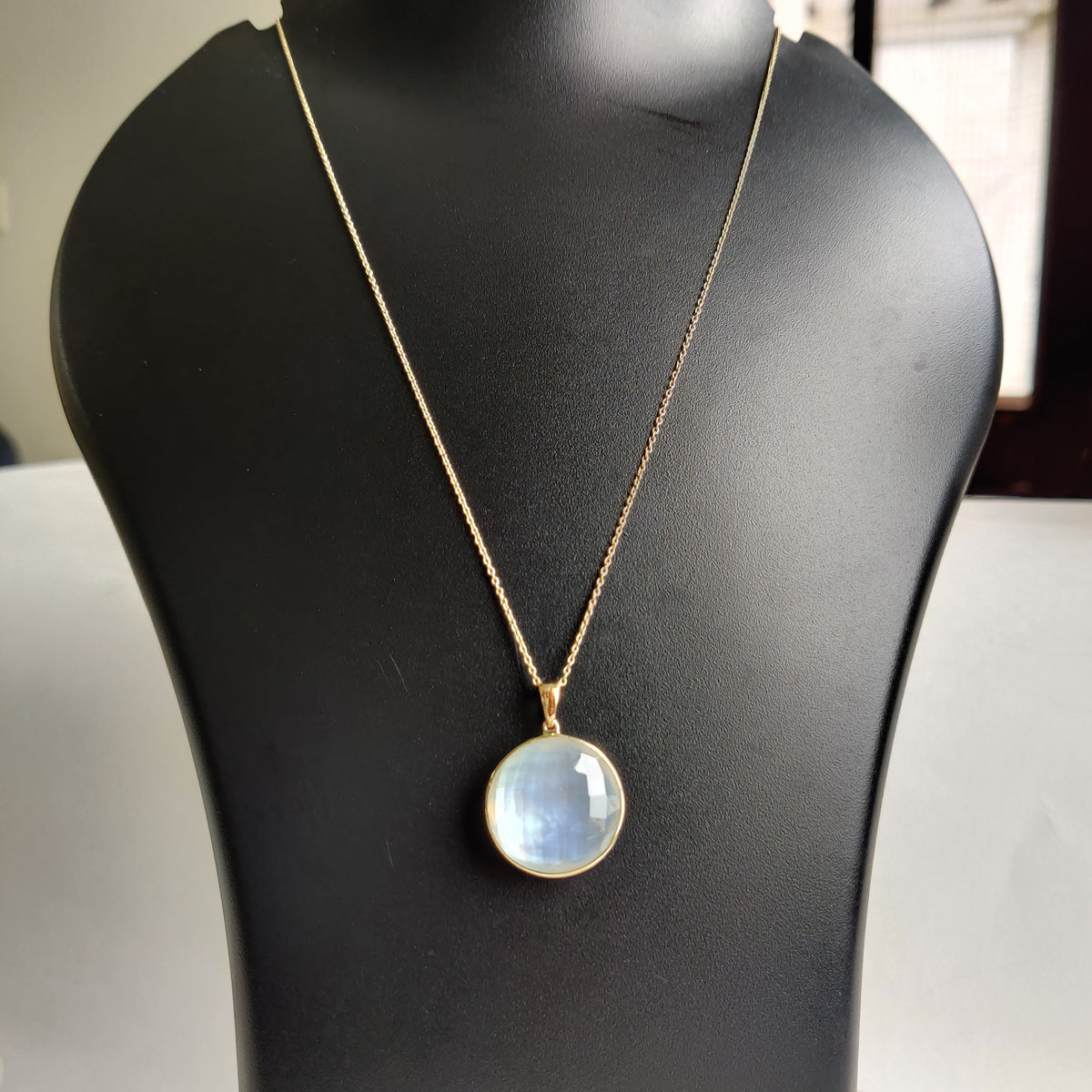14K Solid Gold Natural Mother of Pearl Doublet Pendant , Round Briolette Quartz