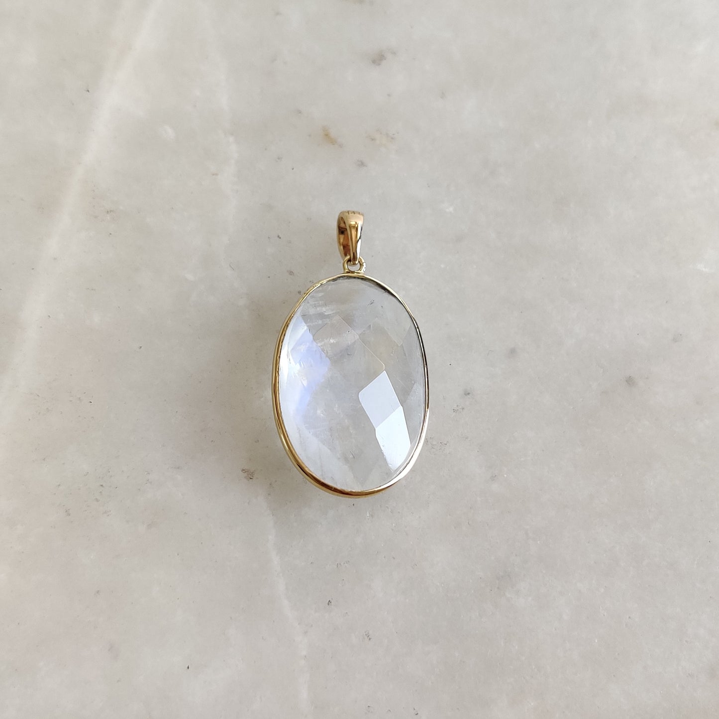 Natural Rainbow Moonstone Pendant, 14K Solid Yellow Gold Pendant, June Birthstone Pendant, Bezel Pendant, Moonstone Jewelry, Christmas Gift