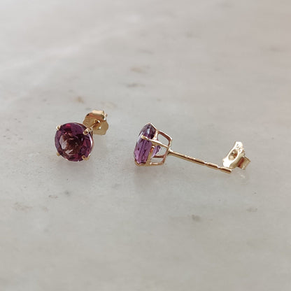 14K Gold Purple Amethyst Stud Earrings, 14K Solid Yellow Gold Earrings, February Birthstone, Dainty Earrings, Stud Earring, Amethyst Jewelry