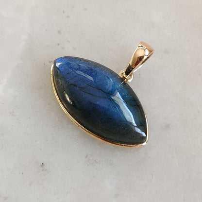 Natural Labradorite Pendant, 14K Solid Yellow Gold Labradorite Pendant, November Birthstone Pendant, Christmas Gift, Labradorite Jewelry