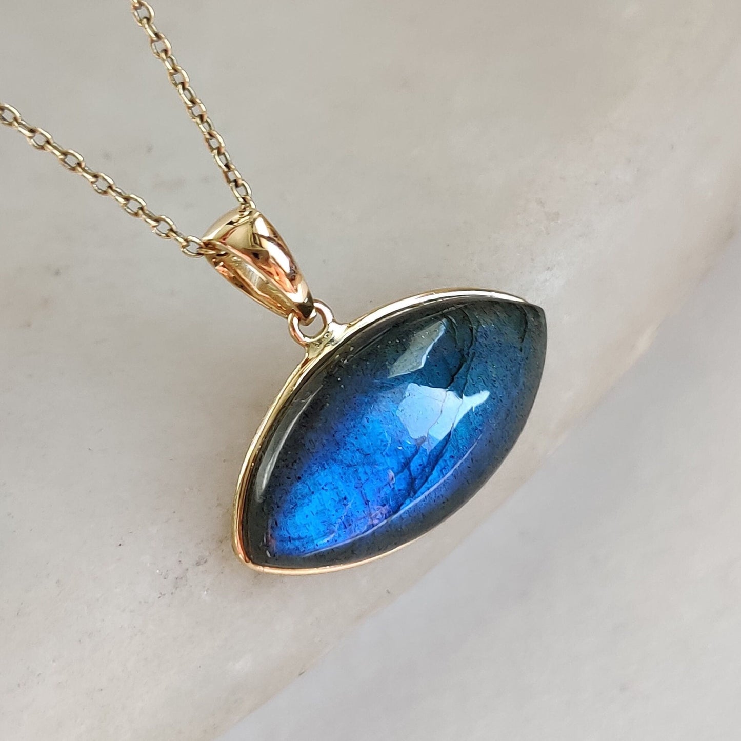 Natural Labradorite Pendant, 14K Solid Yellow Gold Labradorite Pendant, November Birthstone Pendant, Christmas Gift, Labradorite Jewelry