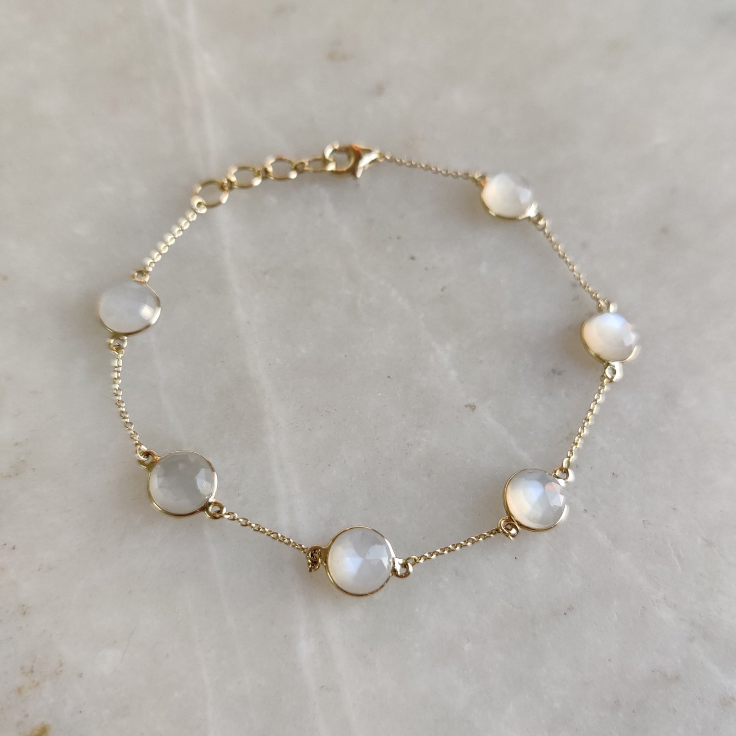 Natural White Moonstone Bracelet, 14K Yellow Gold Moonstone Bracelet, Chain Bracelet, Dainty Bracelet, June Birthstone, Moonstone Jewelry