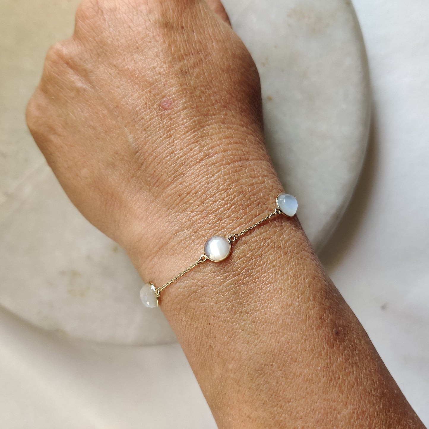 Natural White Moonstone Bracelet, 14K Yellow Gold Moonstone Bracelet, Chain Bracelet, Dainty Bracelet, June Birthstone, Moonstone Jewelry