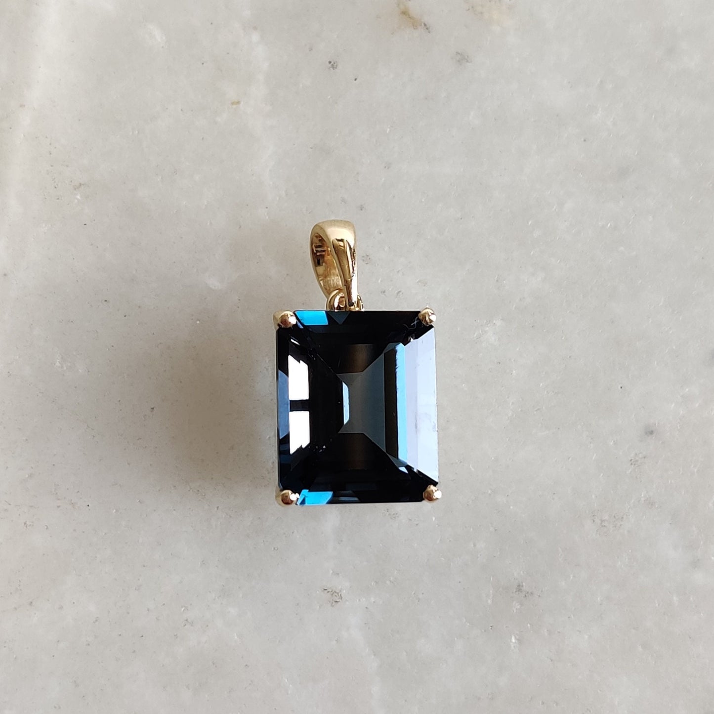 Natural London Blue Topaz Pendant, 14K Solid Yellow Gold Blue Topaz Pendant, December Birthstone, Christmas Present, Blue Topaz Jewelry