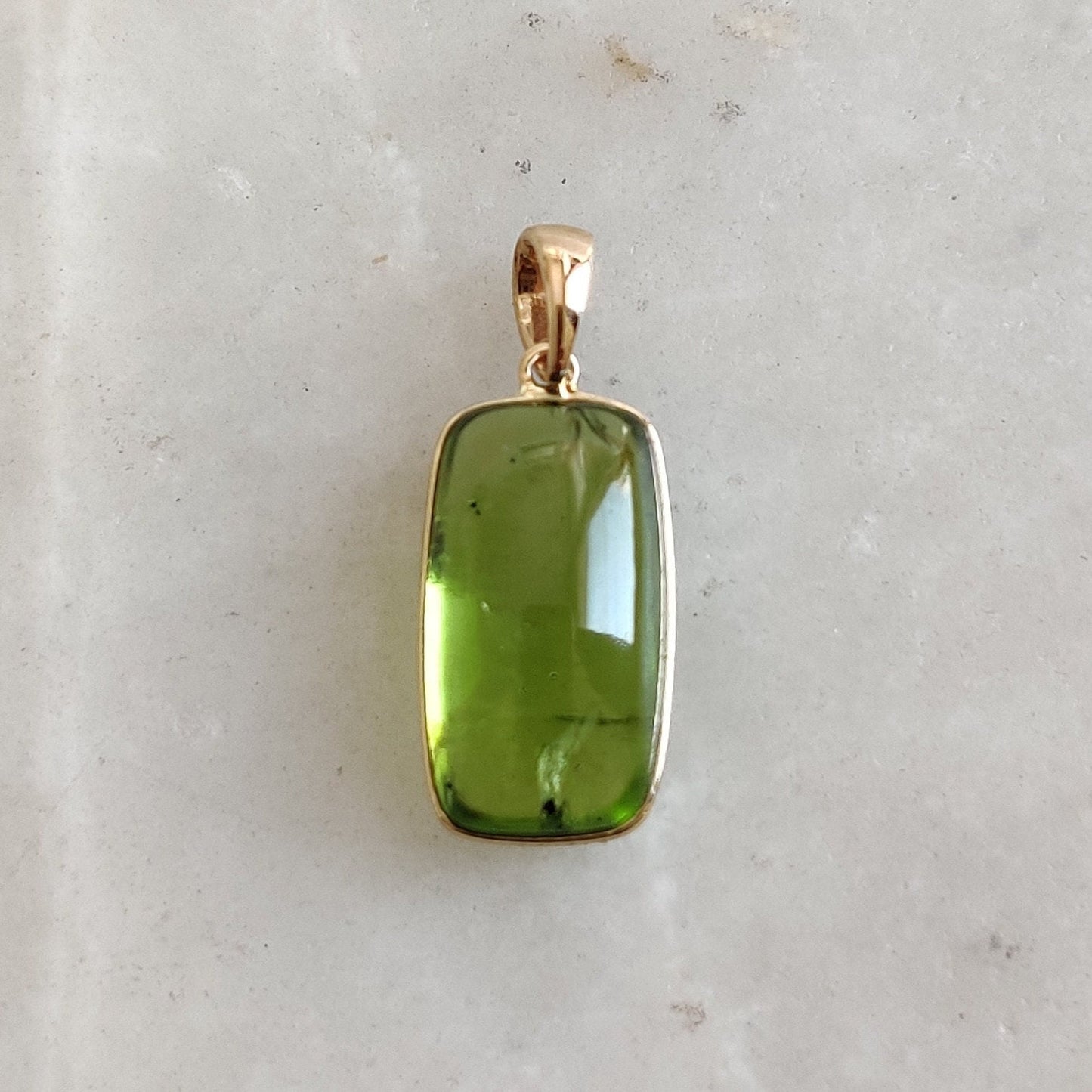 Colgante de peridoto natural, colgante de peridoto de oro macizo de 14 quilates, collar con colgante de oro macizo, piedra natal de agosto, regalo de Navidad, joyería de peridoto