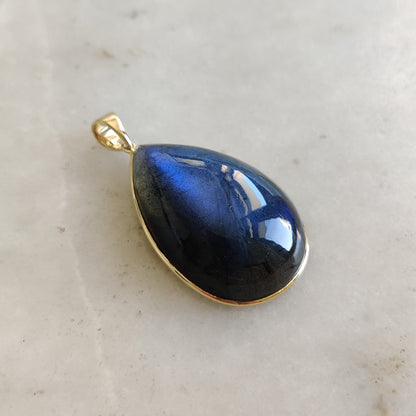 Natural Labradorite Pendant, 14K Solid Gold Labradorite Pendant, Solid Gold Bezel Pear Pendant, November Birthstone, Christmas Gift