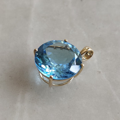 Colgante de topacio azul cielo natural, colgante de topacio azul cielo de oro amarillo macizo de 14 quilates, colgante de punta, colgante con piedra de nacimiento de diciembre, regalo de Navidad