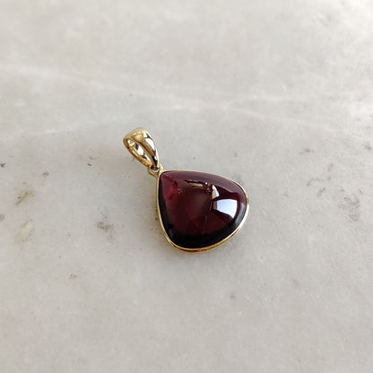 Natural Garnet Pendant, 14K Solid Gold Garnet Pendant, Solid Gold Pendant Necklace, January Birthstone, Christmas Gift, Garnet Jewelry