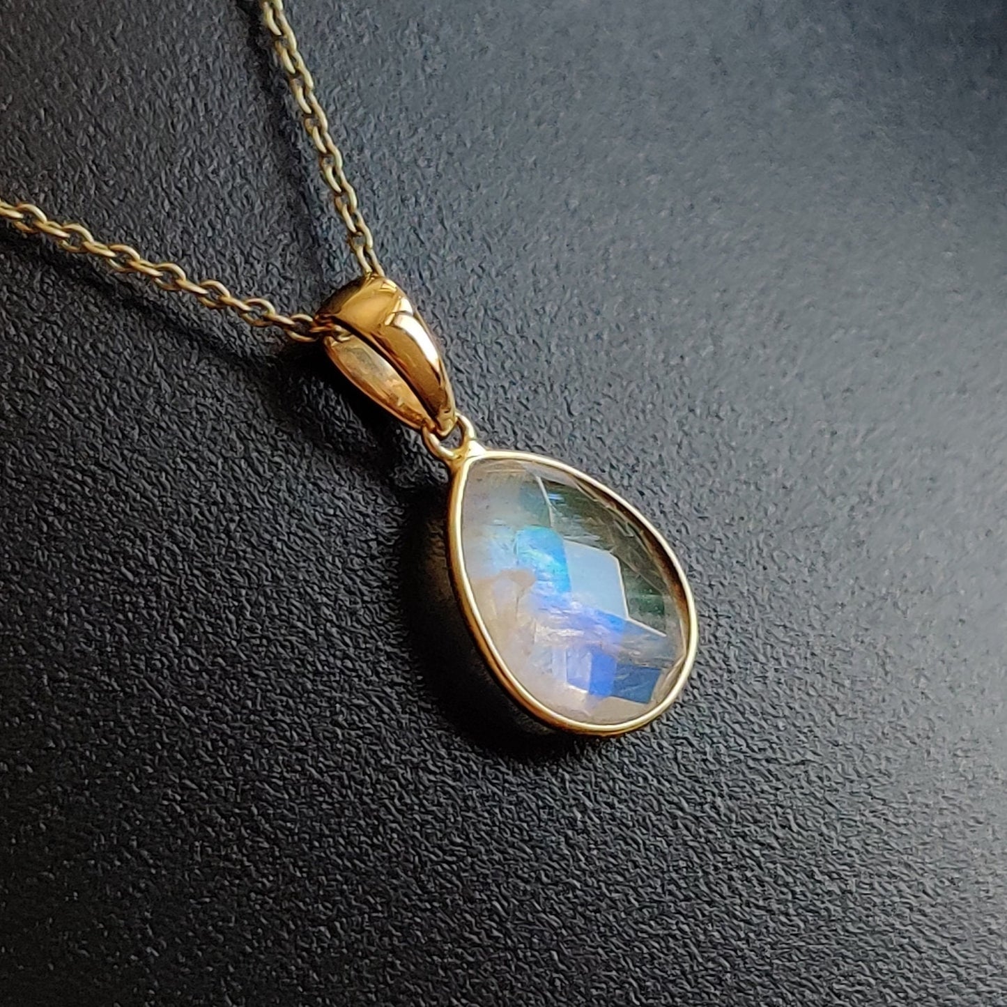 Natural Rainbow Moonstone Necklace, 14K Solid Yellow Gold Moonstone Pendant, Blue Moonstone Jewelry, June Birthstone, Christmas Gift