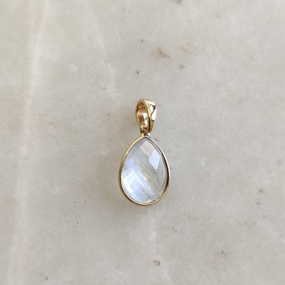 Natural Rainbow Moonstone Necklace, 14K Solid Yellow Gold Moonstone Pendant, Blue Moonstone Jewelry, June Birthstone, Christmas Gift