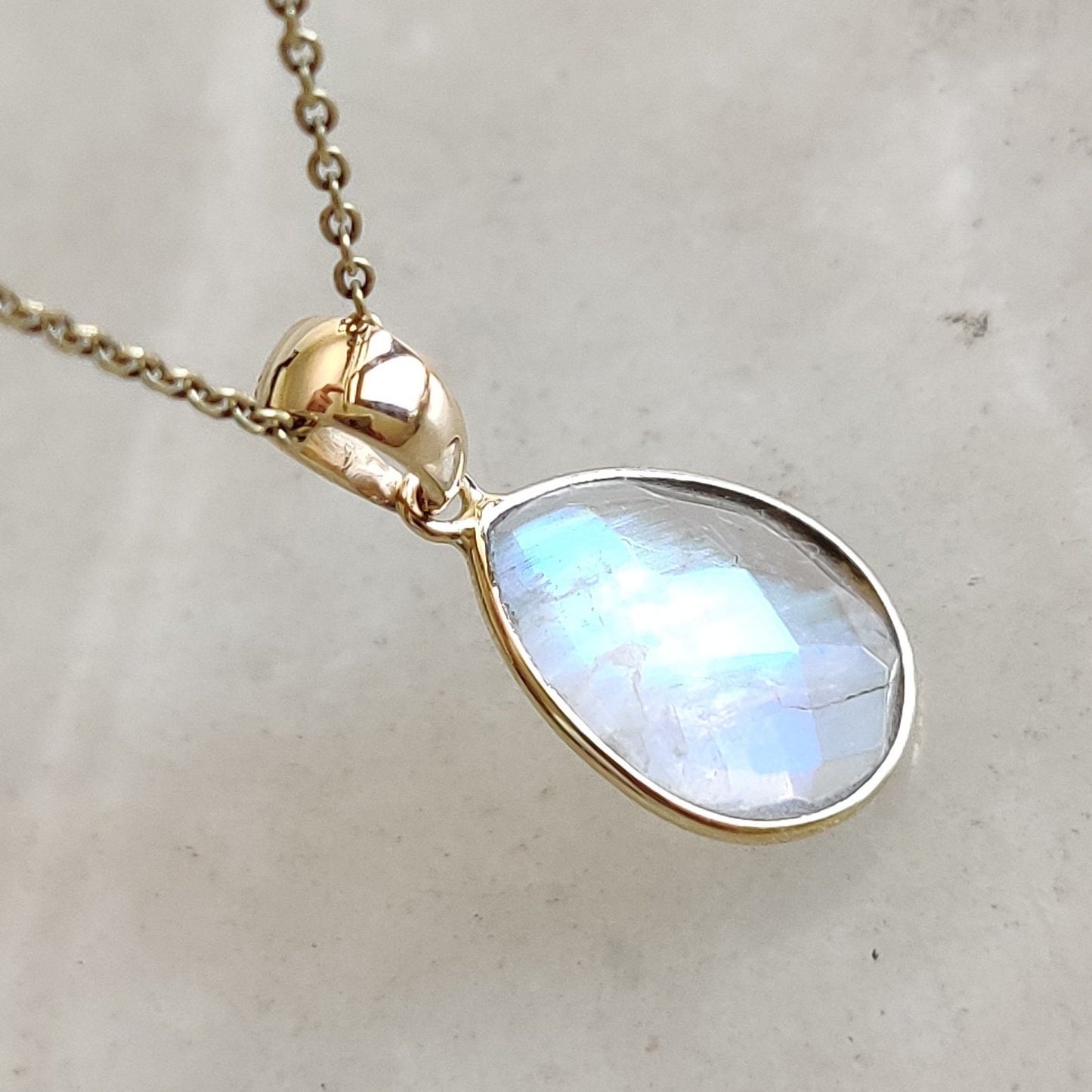 Natural Rainbow Moonstone Necklace, 14K Solid Yellow Gold Moonstone Pendant, Blue Moonstone Jewelry, June Birthstone, Christmas Gift