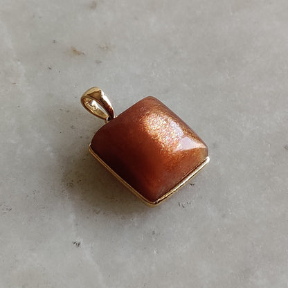 Natural Sunstone Pendant, 14K Solid Gold Sunstone Pendant, Yellow Gold Necklace Pendant, July August Birthstone, Feldspar Crystal Pendant