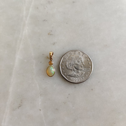 Natural Ethiopian Opal Pendant,14K Solid Gold Opal Pendant, Solid Gold Pendant , October Birthstone, Christmas Gift, Opal Bezel Pendant