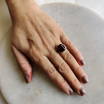 Natural Garnet Ring, 14K Solid Yellow Gold Rin, Statement Ring, Cocktail Ring, January Birthstone Ring, Garnet Jewelry, Gifts for her