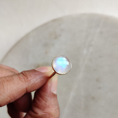 Natural Rainbow Moonstone Ring, 14K Solid Gold Ring, Rainbow Moonstone Gold Ring, Rainbow Moonstone Jewelry, Dainty Ring, June Birthstone