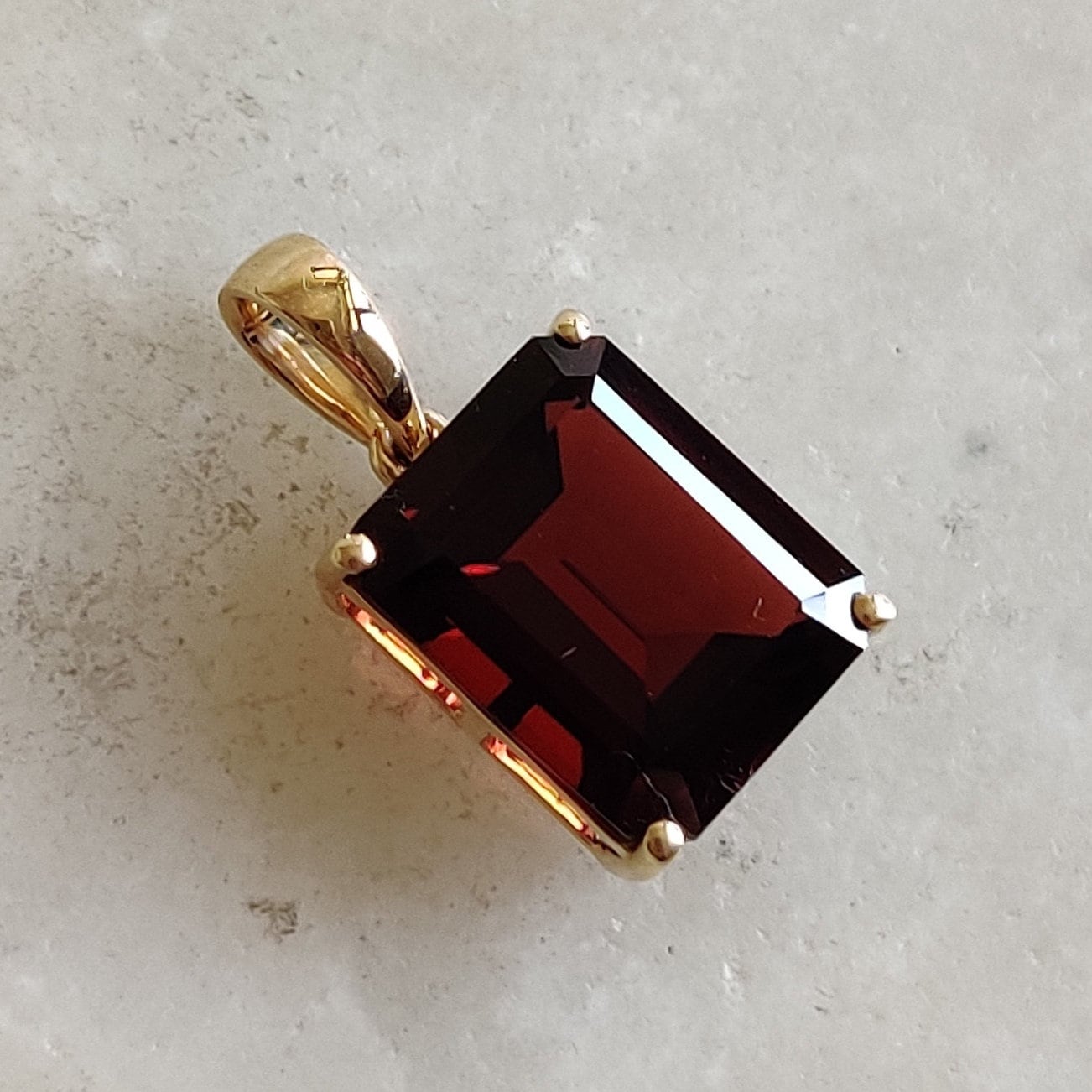 Natural Garnet Pendant, 14K Solid Yellow Gold Garnet Pendant, January Birthstone Pendant, Garnet Jewelry, Octagon Pendant, Christmas Present