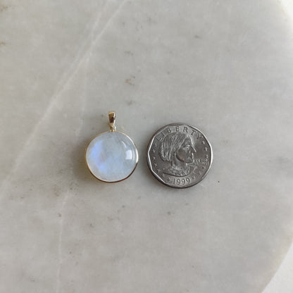 Rainbow Moonstone Pendant, 14K Solid Yellow Gold Moonstone Pendant, June Birthstone, Christmas Gift,  Bezel Pendant, Moonstone Jewelry