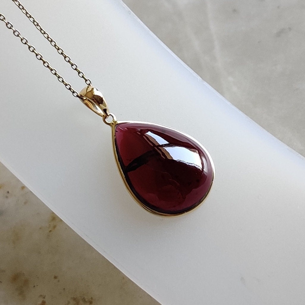 Natural Garnet Pendant, 14K Solid Gold Garnet Pendant, Solid Gold Pendant Necklace, January Birthstone, Christmas Gift, Garnet Jewelry