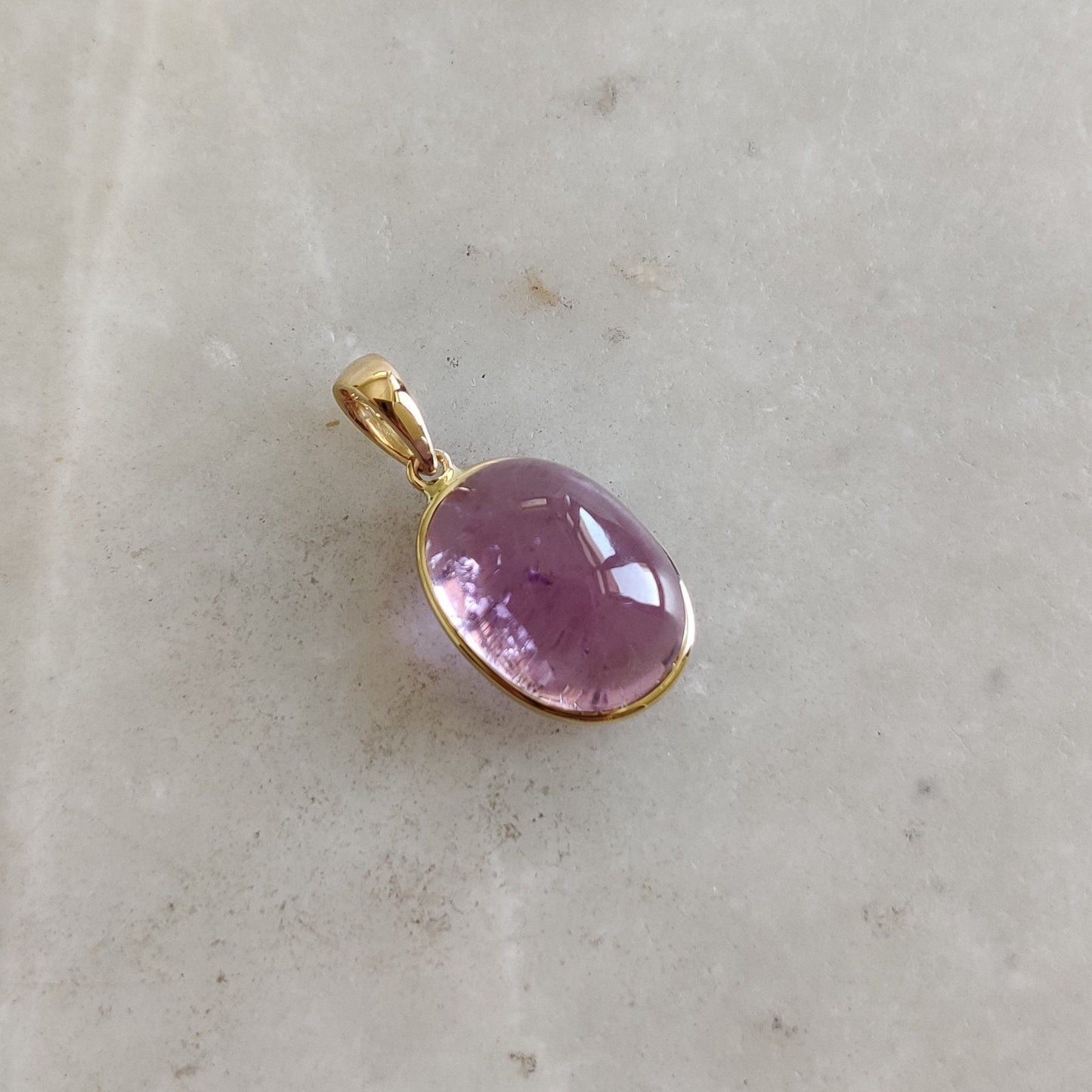 Natural Kunzite Pendant, 14K Solid Yellow Gold Kunzite Pendant, October Birthstone Pendant, Bezel Pendant, Oval Pendant, Anniversary Present