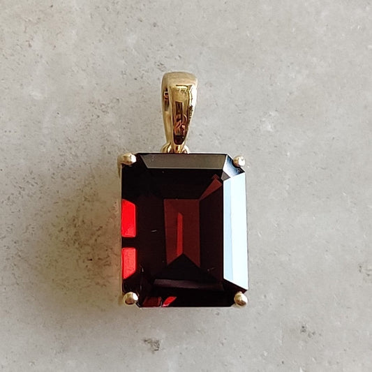 Natural Garnet Pendant, 14K Solid Yellow Gold Garnet Pendant, January Birthstone Pendant, Garnet Jewelry, Octagon Pendant, Christmas Present