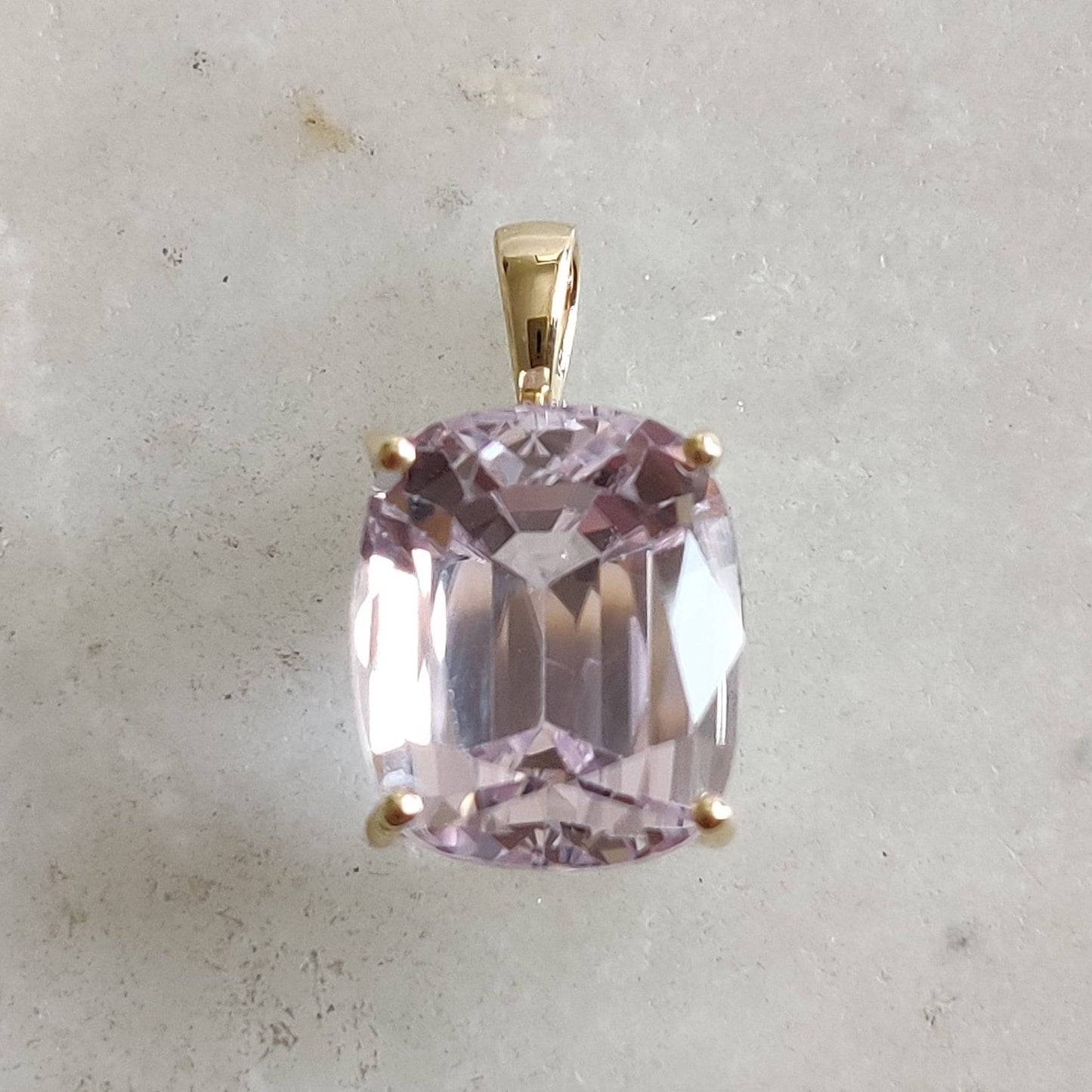 Natural Kunzite Pendant, 14K Solid Yellow Gold Kunzite Pendant, Prong Pendant , October Birthstone, Christmas Gift, Kunzite Jewelry