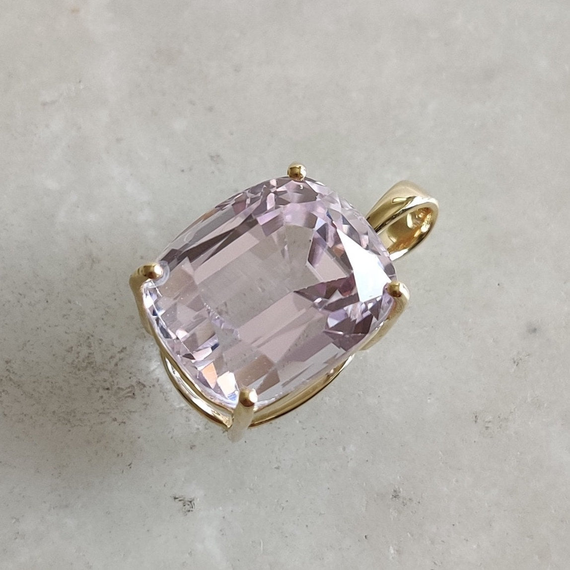 Natural Kunzite Pendant, 14K Solid Yellow Gold Kunzite Pendant, Prong Pendant , October Birthstone, Christmas Gift, Kunzite Jewelry