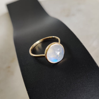 Natural Rainbow Moonstone Ring, 14K Solid Yellow Gold Rainbow Moonstone Ring, Dainty Ring, June Birthstone Ring, Rainbow Moonstone Jewelry