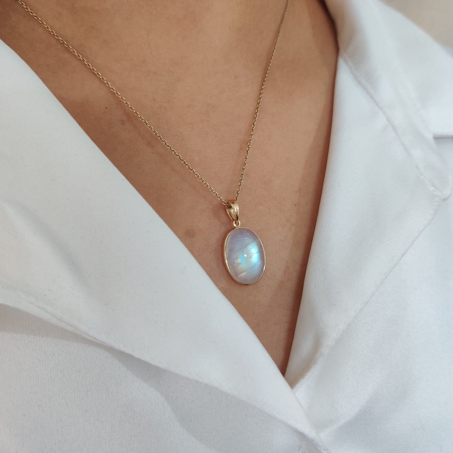 Natural Rainbow Moonstone Pendant, 14K Solid Yellow Gold Moonstone Pendant, June Birthstone, Bezel Pendant, Oval Pendant, Christmas Gift