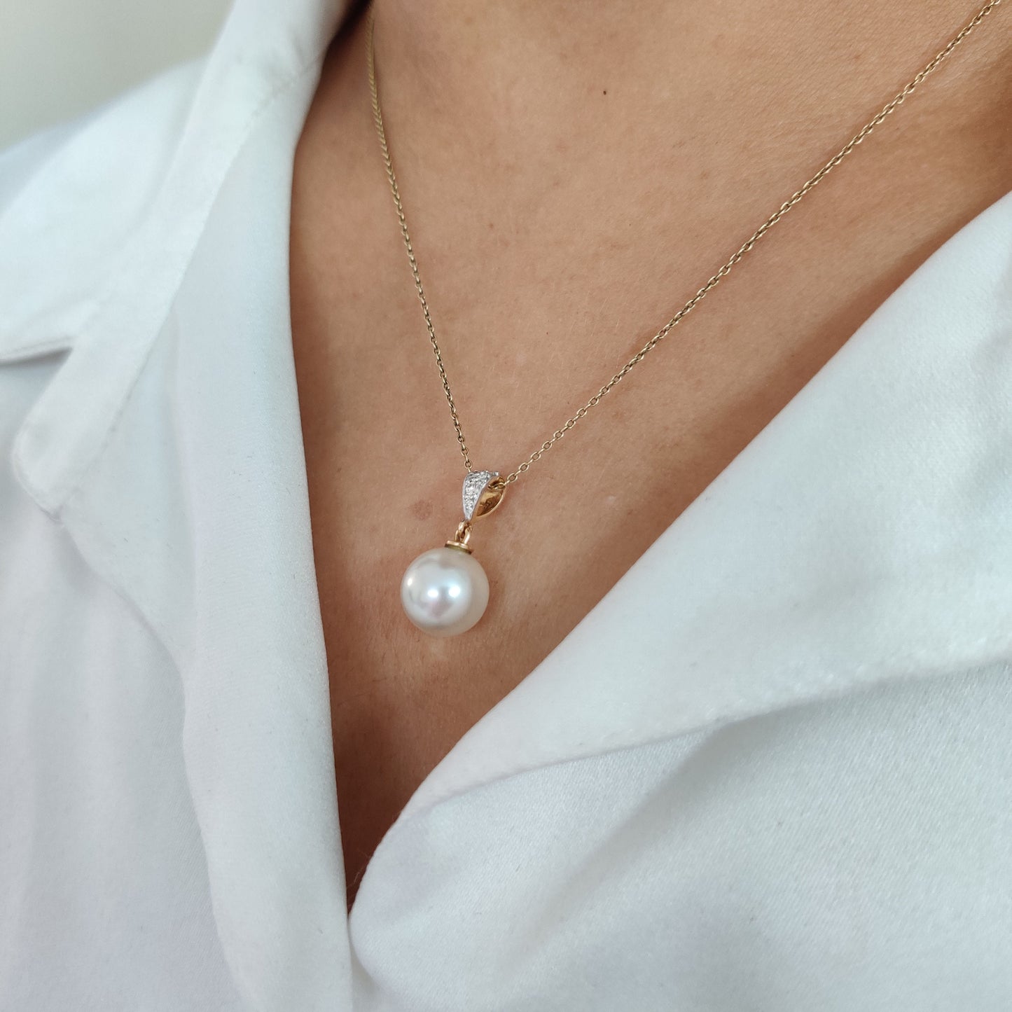 Pearl Diamond Pendant Necklace, 14k solid Gold Pearl Necklace, Pearl Jewelry, Pearl Drop Pendant, June Birthstone, Diamond Jewelry