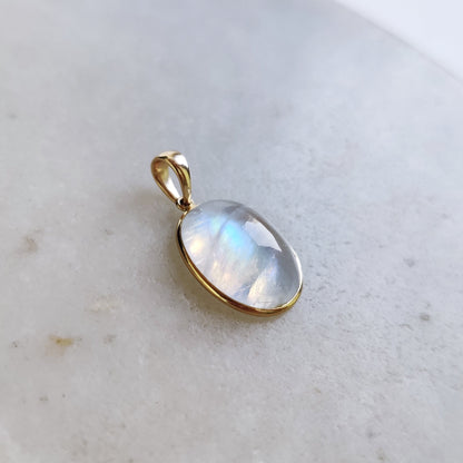 Natural Rainbow Moonstone Pendant, 14K Solid Yellow Gold Moonstone Pendant, June Birthstone, Bezel Pendant, Oval Pendant, Christmas Gift