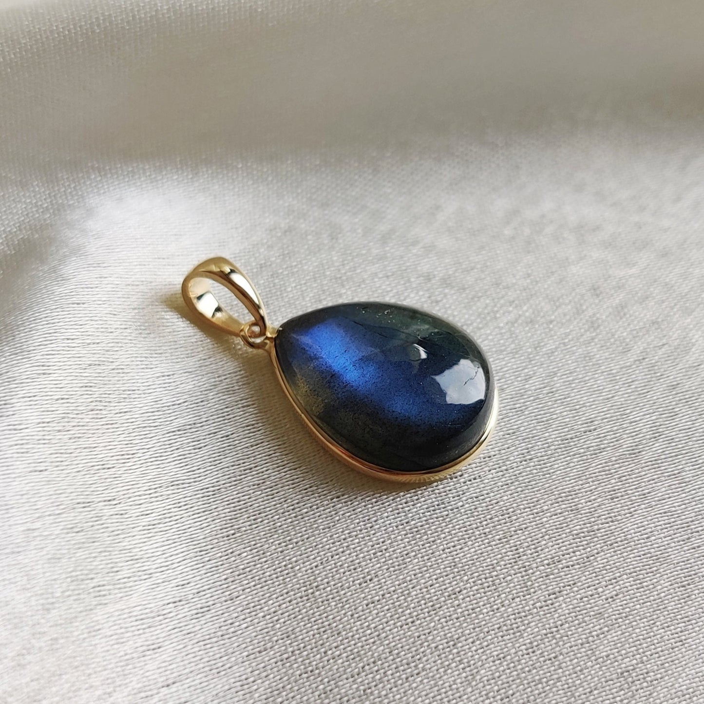 Natural Blue Labradorite Pendant, 14K Solid Yellow Gold Pendant, August November Birthstone Pendant, Pear Bezel Pendant, Christmas Present