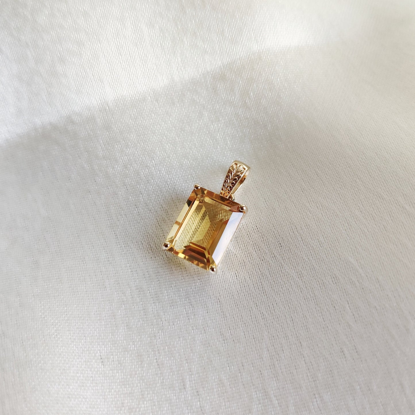 Natural Citrine Pendant, 14K Solid Gold Yellow Pendant, November Birthstone, Citrine Jewelry, Christmas Present, Dainty Birthstone Pendant