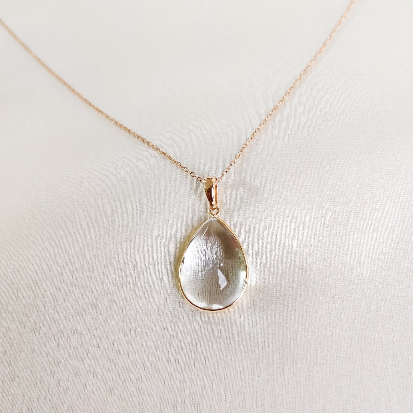 Natural Clear Quartz Pendant, 14K Gold Clear Quartz Pendant, Solid Gold Bezel Pendant, April Birthstone, Christmas Gift, Quartz Jewelry