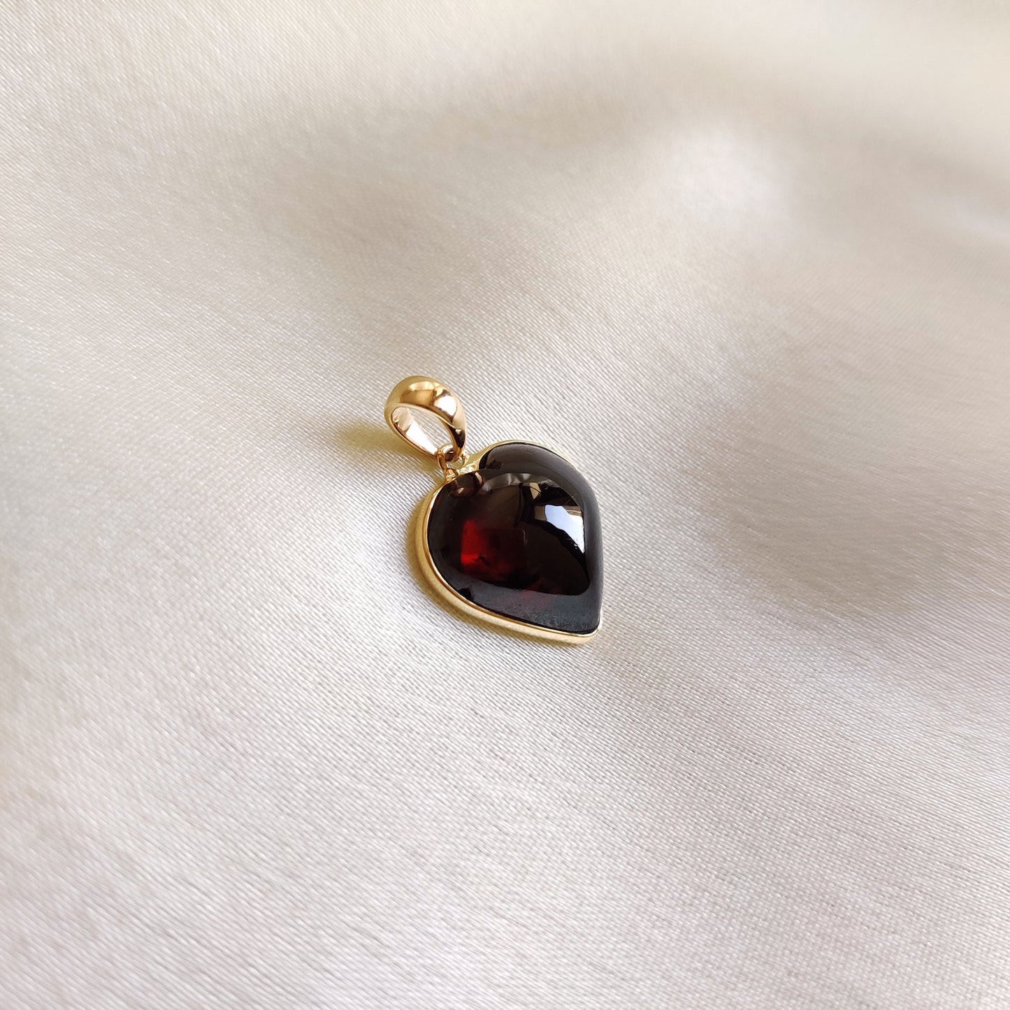 Natural Garnet Heart Pendant, 14K Solid Yellow Gold Pendant, Red Garnet Jewelry, January Birthstone Pendant, Christmas Present